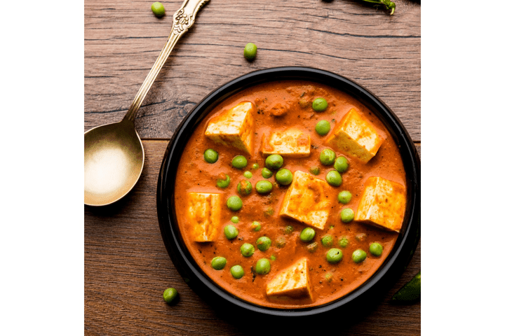 Peas and Cheese Curry