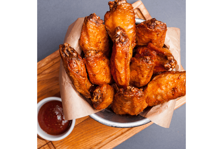 WINGS & BONELESS WINGS