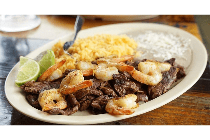 Camarones con Asada