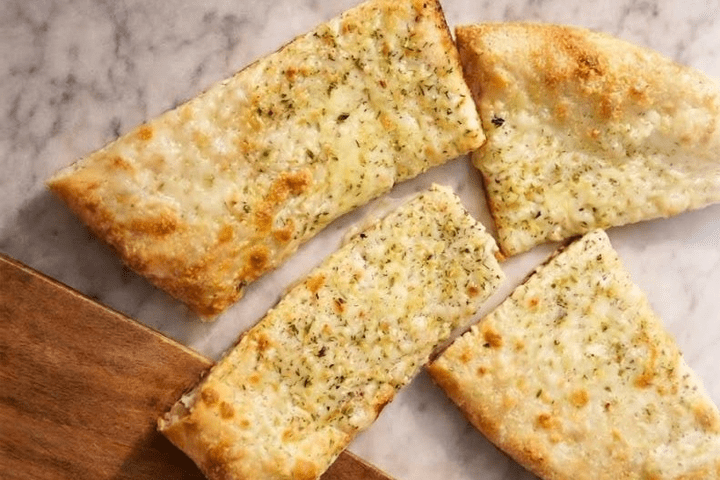 Garlic Bread with Cheese (4 pcs)