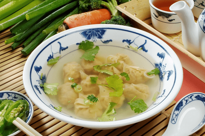 18. Wonton Soup (Shrimp & Pork)