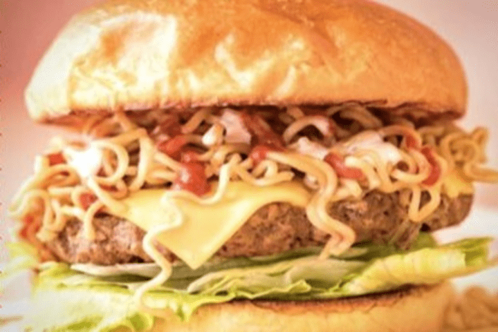 Chicken Noodles Burger