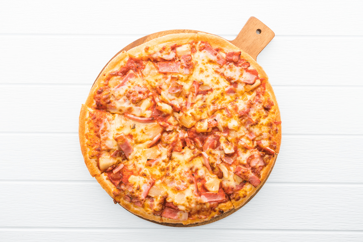 GARLIC CHICKEN PIZZA (MOZZARELLA CHEESE)