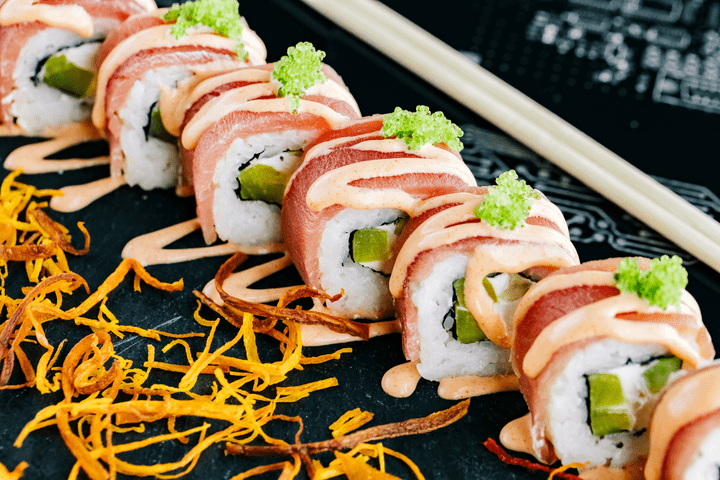 Salmon Cucumber Roll