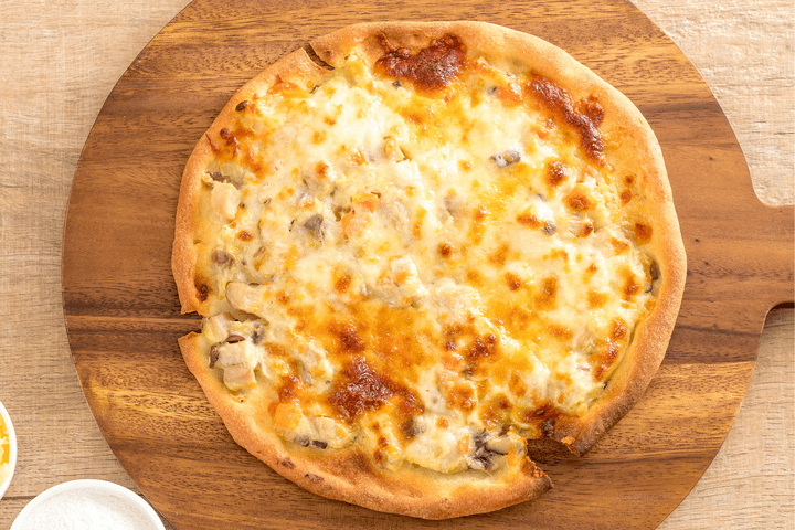 CHEESE PIZZA / CREATE YOUR OWN PIZZA