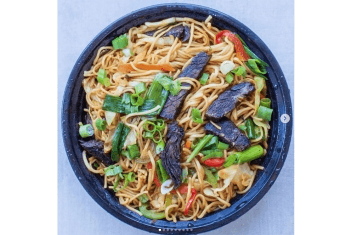 Buff Hakka Noodles (Chowmein)