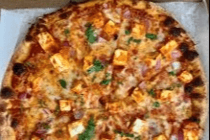 Paneer Tikka Masala Pizza