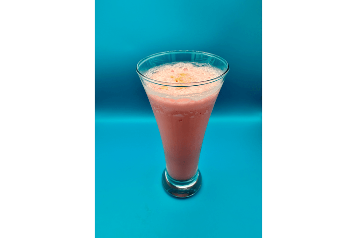 Roohafza Milkshake (cashews)