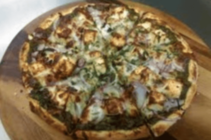 Palak Paneer Pizza