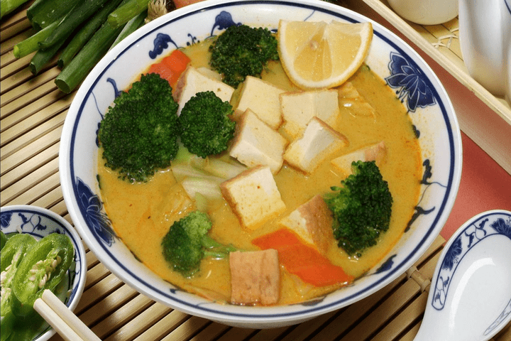 Curry Tofu Veggies Noodle Soup